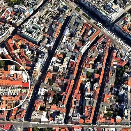 The Wenceslas Loft Prag Exteriör bild