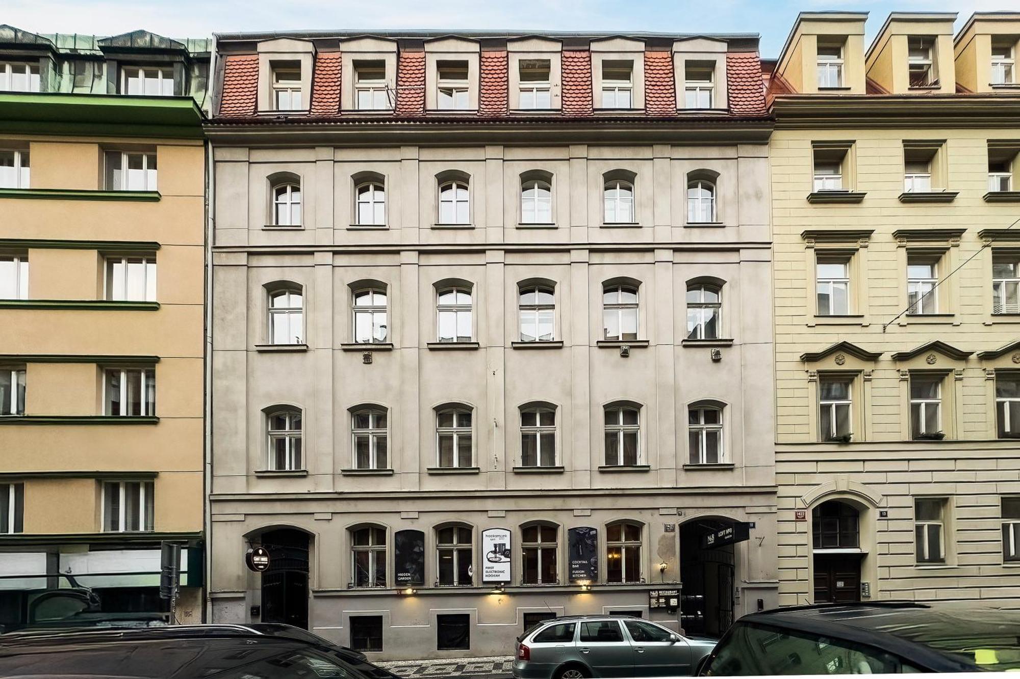The Wenceslas Loft Prag Exteriör bild